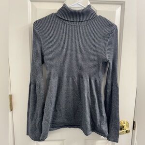 Willi Smith Gray Women's Sweater